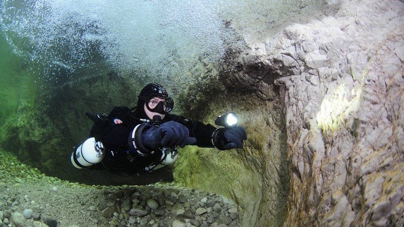 Under Pressure Tauchbasis Attersee Sidemount Tauchen